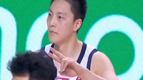 嵩山龙门2-2大连人战平，林良铭两球险输，卡兰加补时逆转绝杀