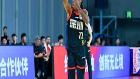 拉塞尔17分率篮网大胜热火，克拉克斯顿12+10助威